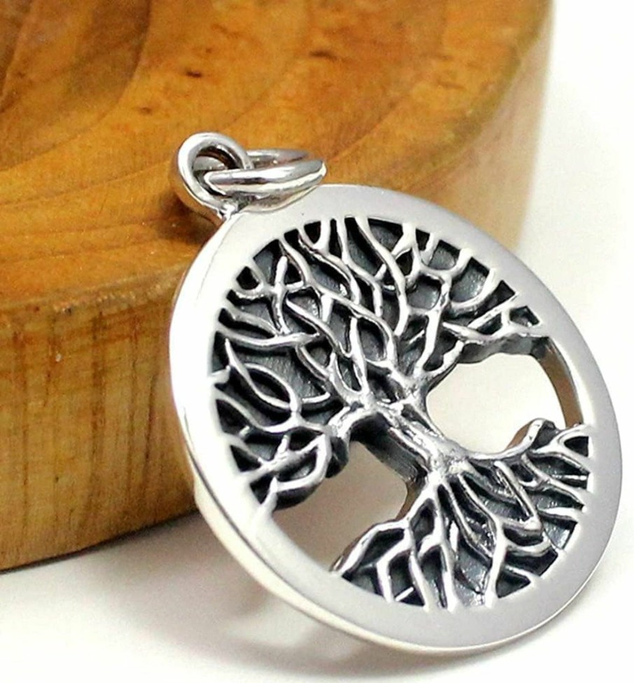 Wholesale Generic Cosumosu 925 Sterling Silver Family Celtic Tree Of Life Vintage Round Shape Symbol Pendant